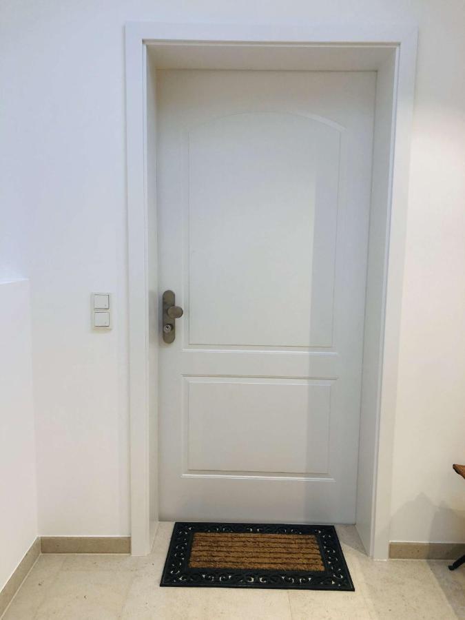 Sonniges Dg Apartment Nahe Bahnhof In גמונד אם טגרנזה מראה חיצוני תמונה