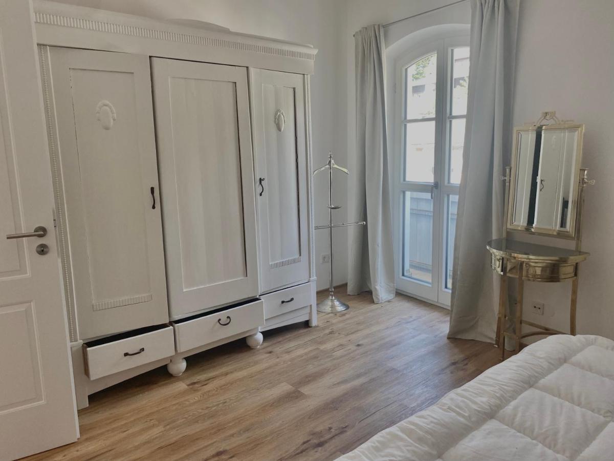 Sonniges Dg Apartment Nahe Bahnhof In גמונד אם טגרנזה מראה חיצוני תמונה